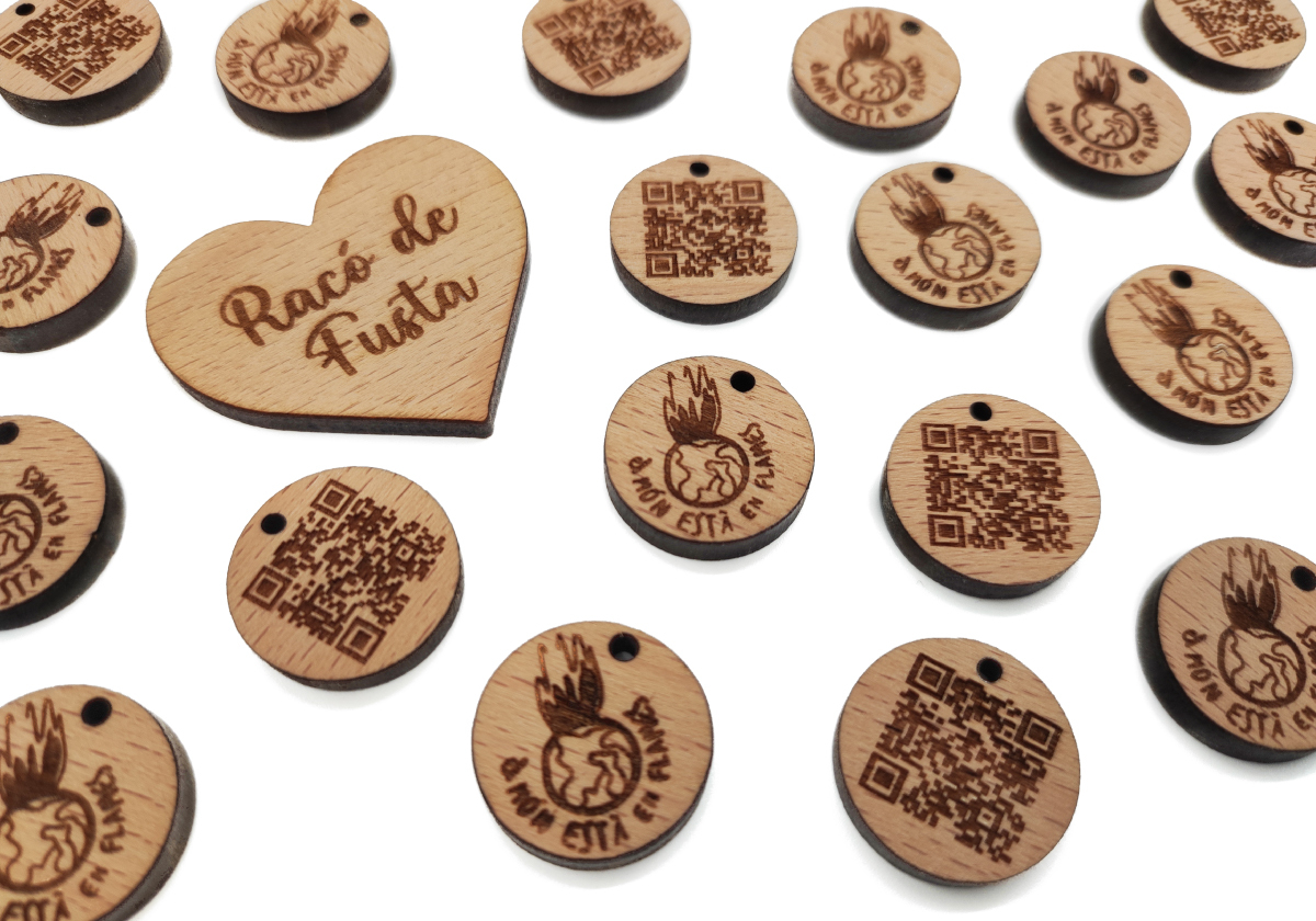 RacoDeFusta_EtiquetaMadera_CircularLogo_CódigoQR_3