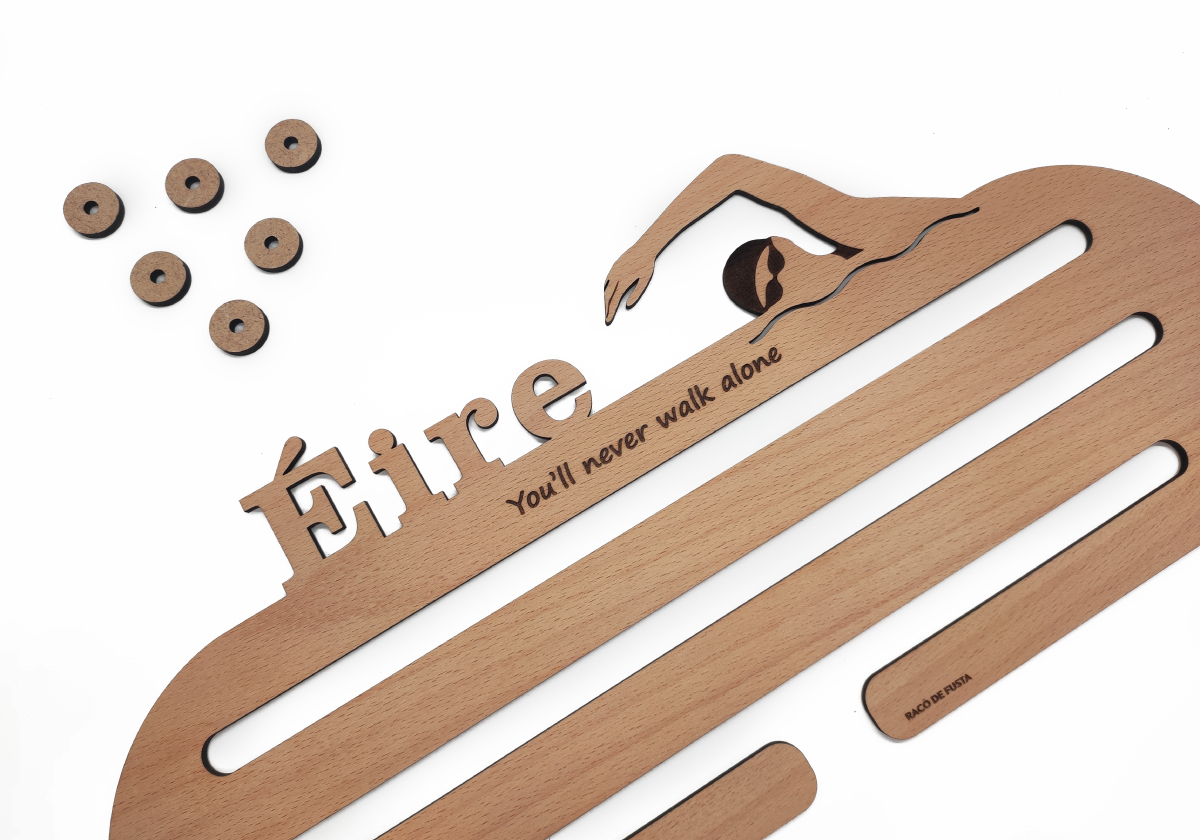 RacoDeFusta_MedalleroOvalado_MaderaNatación_1